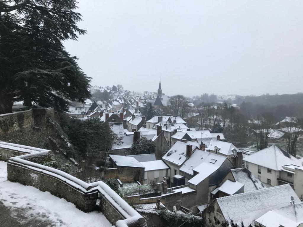 Cosy T1 ! Proche Commerces Et Axes Routiers Château-Renault Buitenkant foto